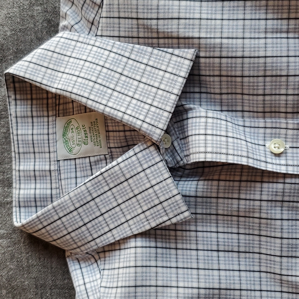 Brooks Brothers non-iron Dress Shirt - Picture 2 of 4